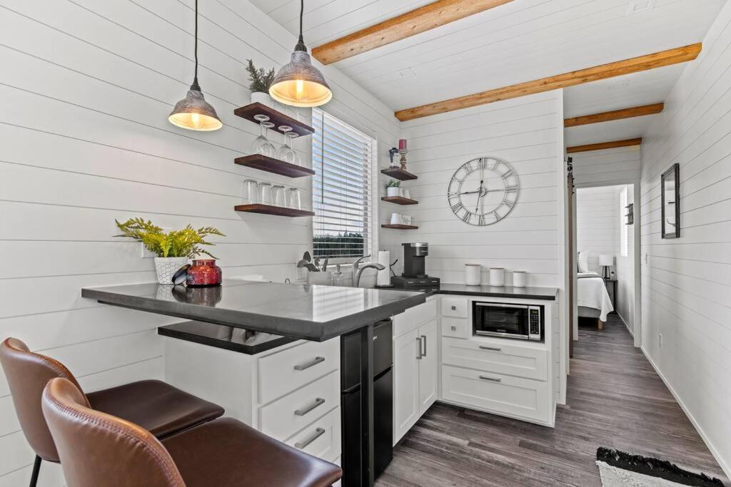 New! The Texas Longhorn-Luxury Container Home Фредериксберг Экстерьер фото